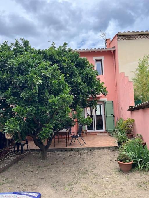 Maison De Village Vintage Avec Grand Jardin Елн Екстериор снимка